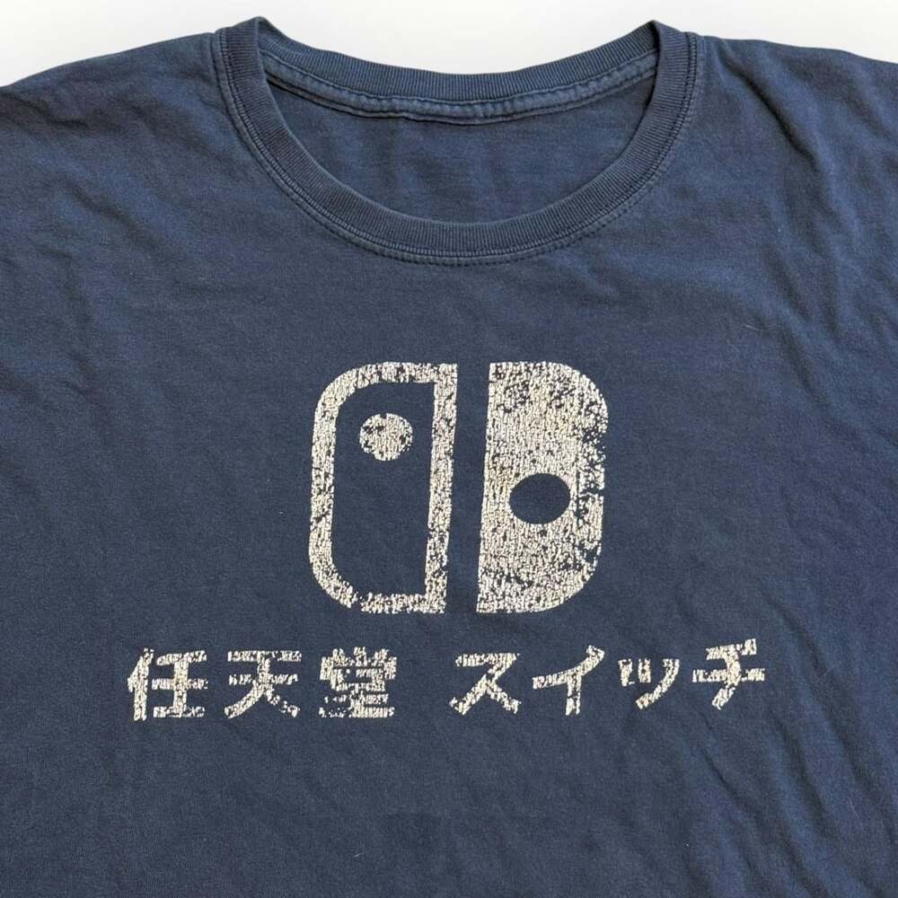 Nintendo Switch Japanese Kanji Graphic T-Shirt Large